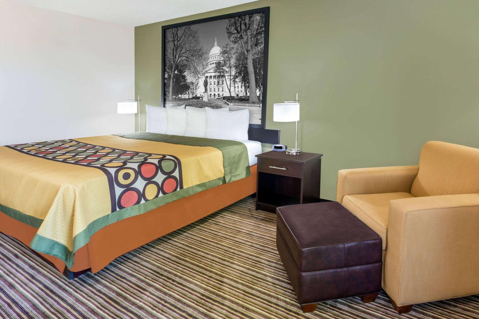 Motel Super 8 By Wyndham Madison South Exteriér fotografie