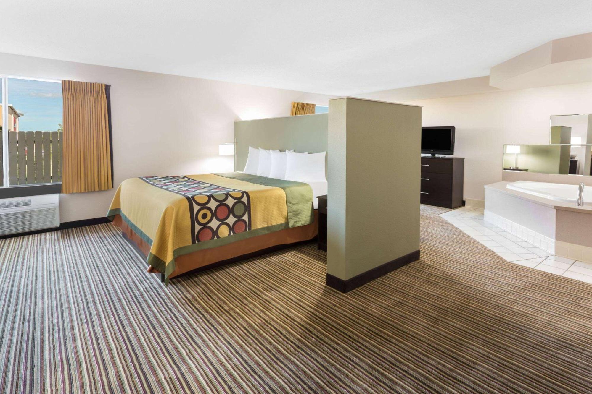 Motel Super 8 By Wyndham Madison South Exteriér fotografie