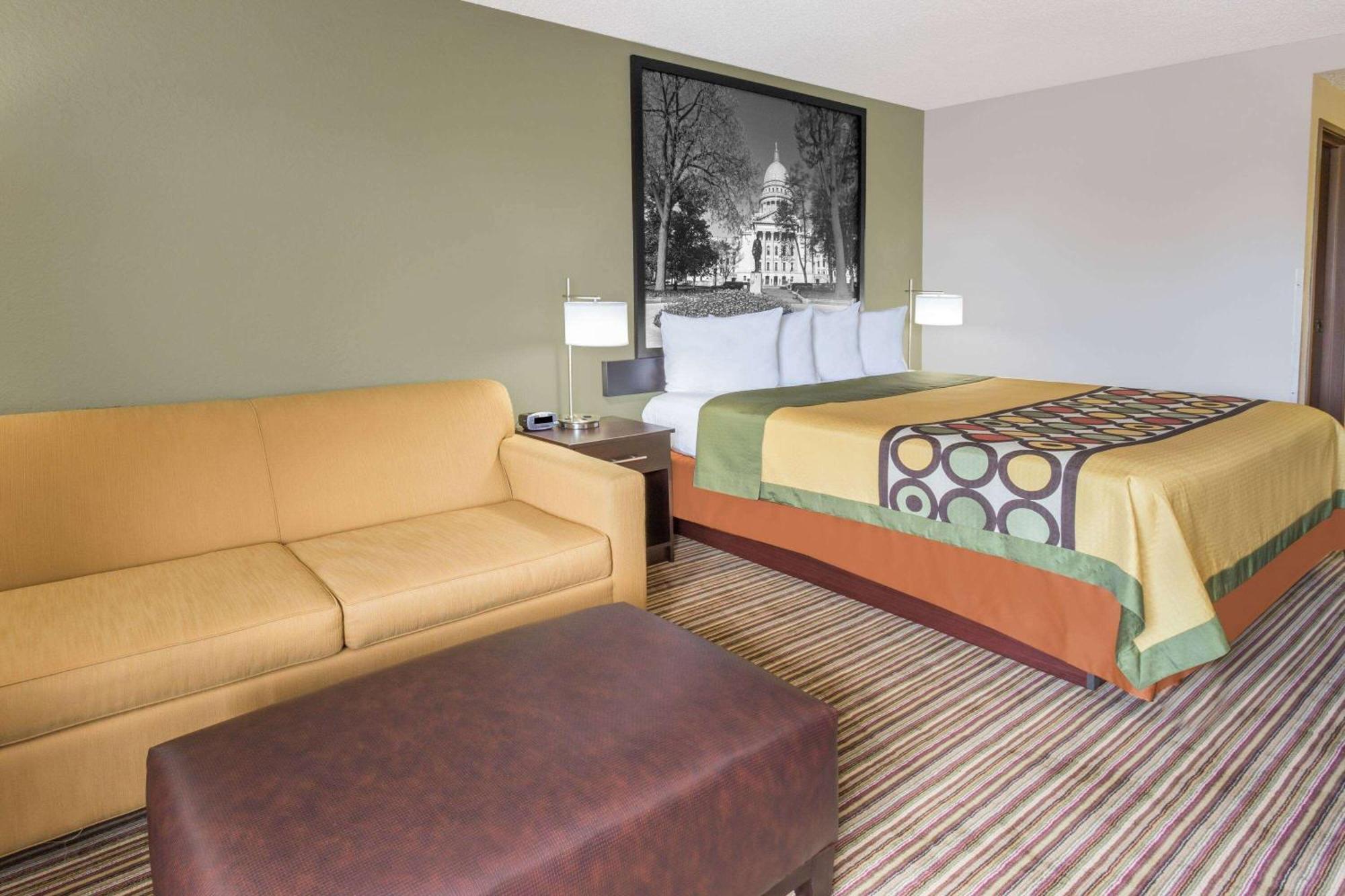 Motel Super 8 By Wyndham Madison South Exteriér fotografie